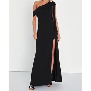 Lulus Stepped Out StunningBlack One Shoulder Bow Accent Maxi Dress Formal Size S